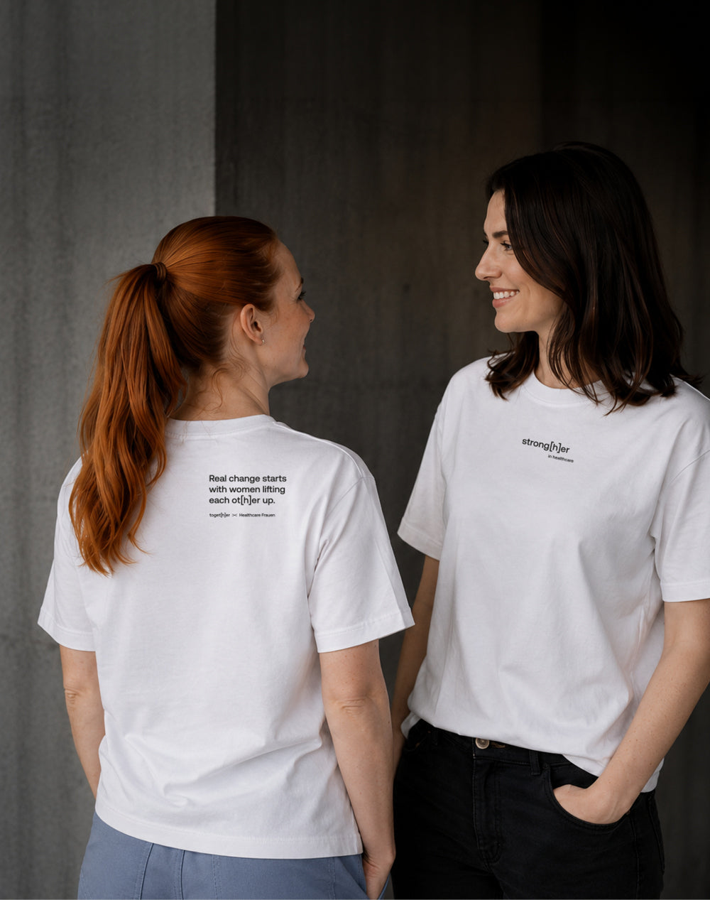 strong[h]er in healthcare – T-Shirt white
