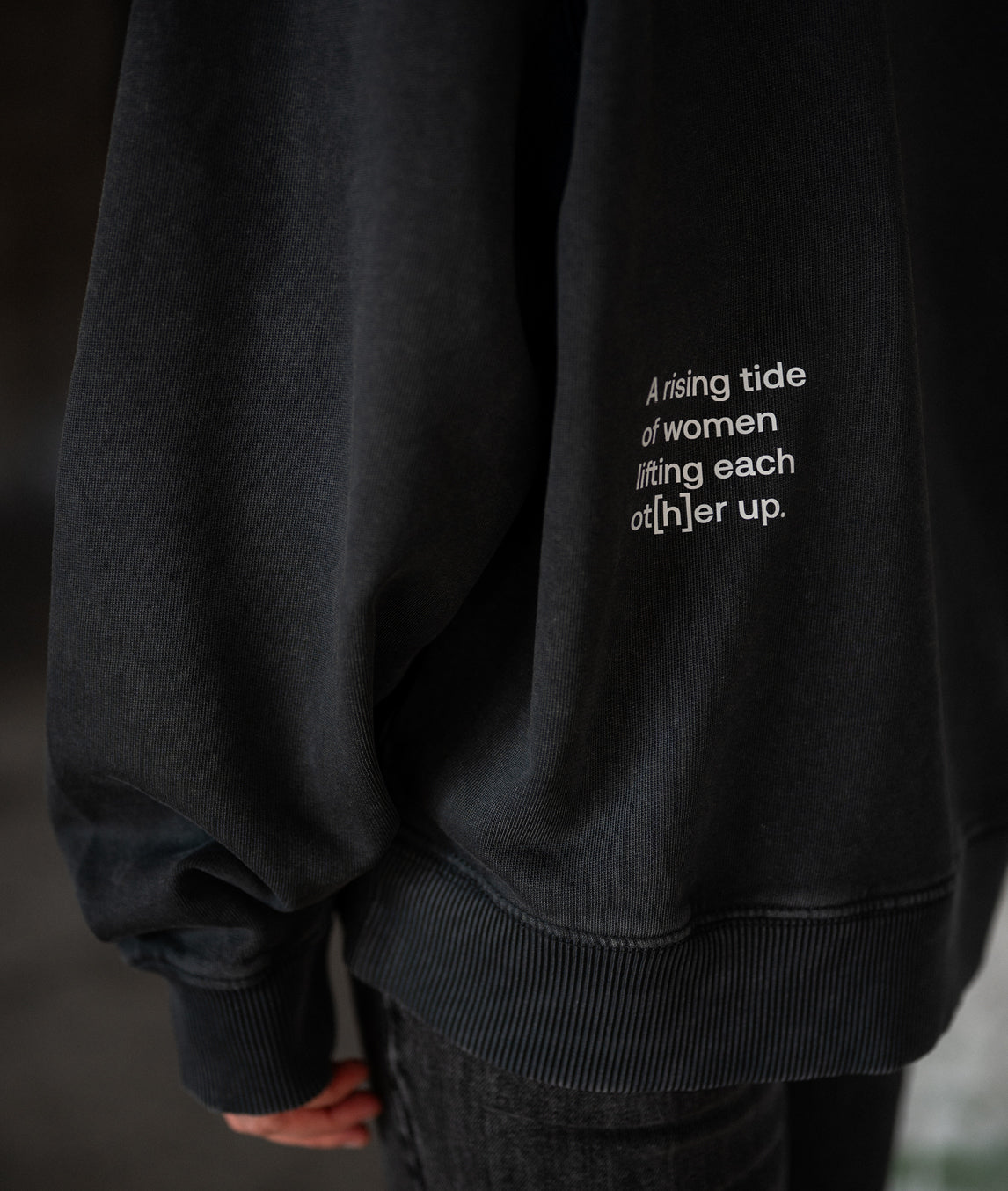 Rising Tide – Sweater black rock