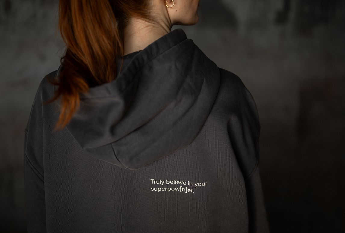 Superpow[h]er – Hoodie anthracite