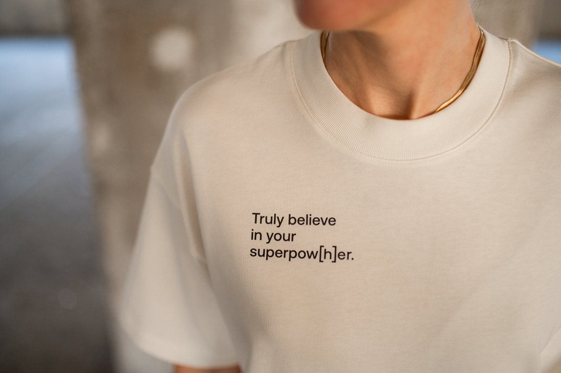 Superpow[h]er – T-Shirt white